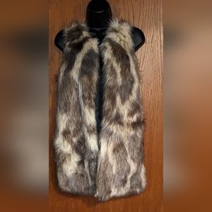 Women's Almost Famous Faux Fur Vest Warm, Cozy, Fall, Sz‎ S